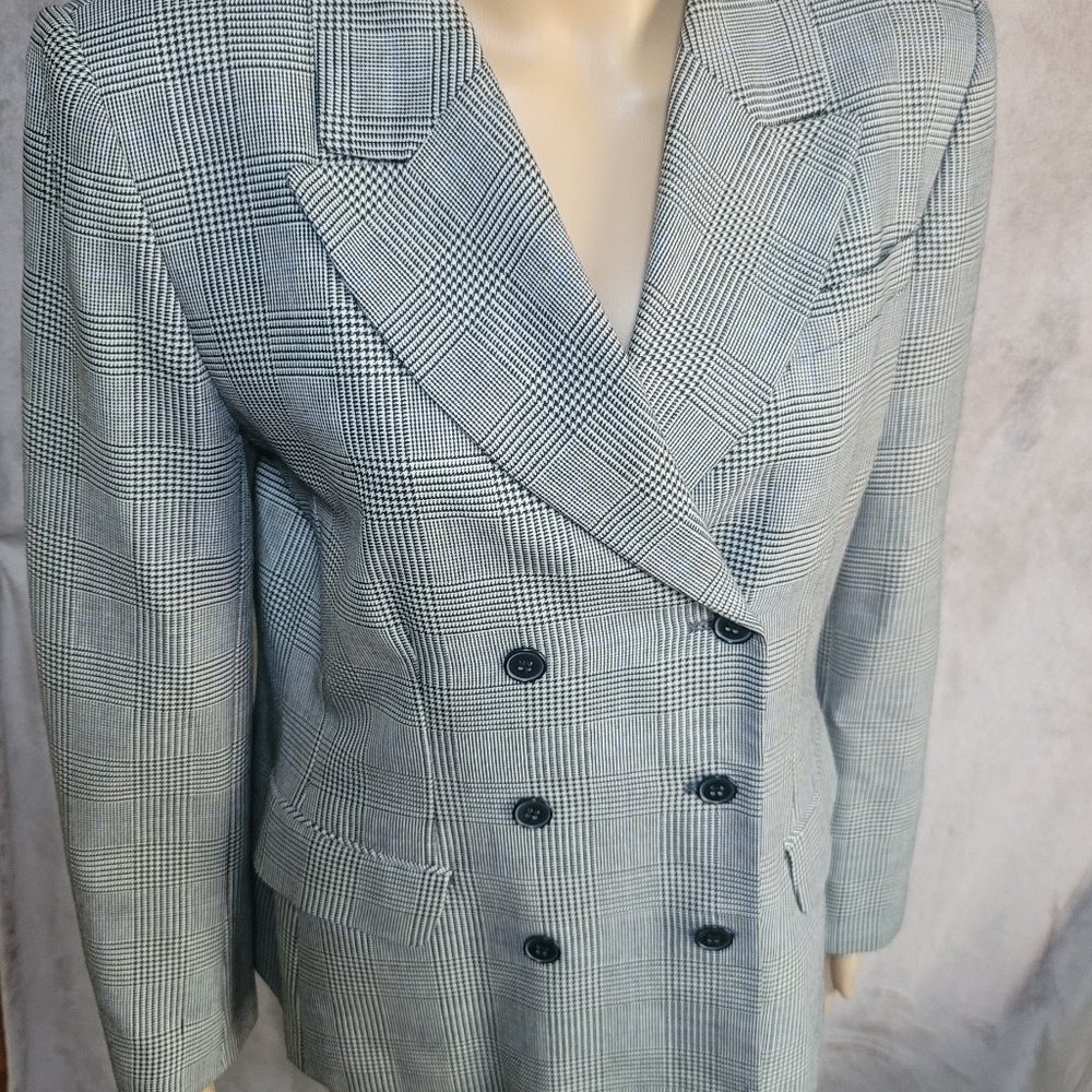 Chaus Petites Ladies Black/White Plaid Jacket Blazer